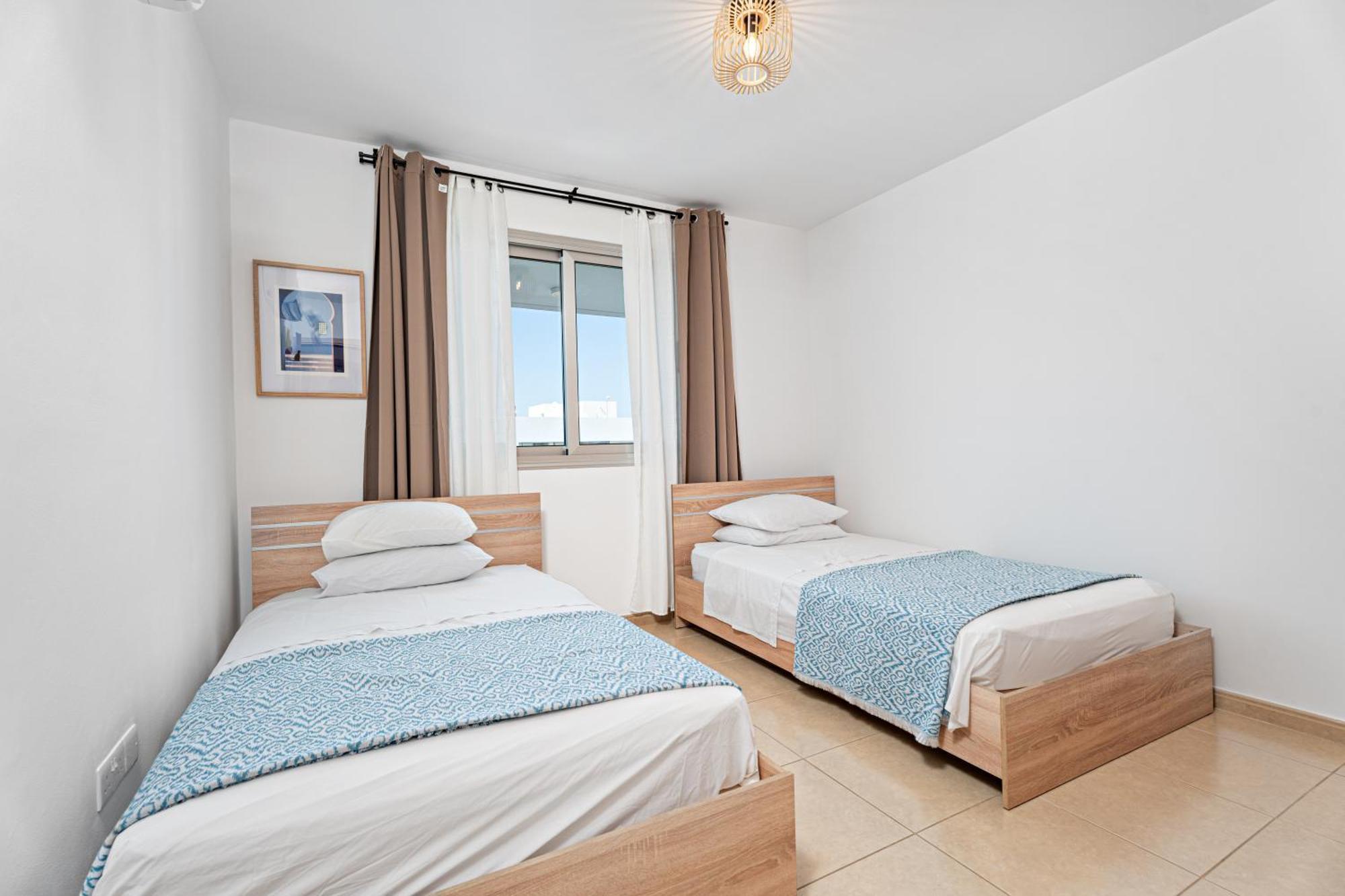 Spitaki 2 Bdr With Pool And Close Proximity To Apartment Paralimni